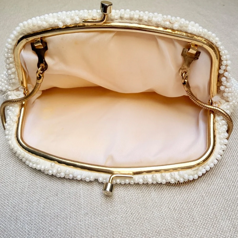 Vintage Made in Hong Kong Ivory and Gold Beaded Purse Handbag
